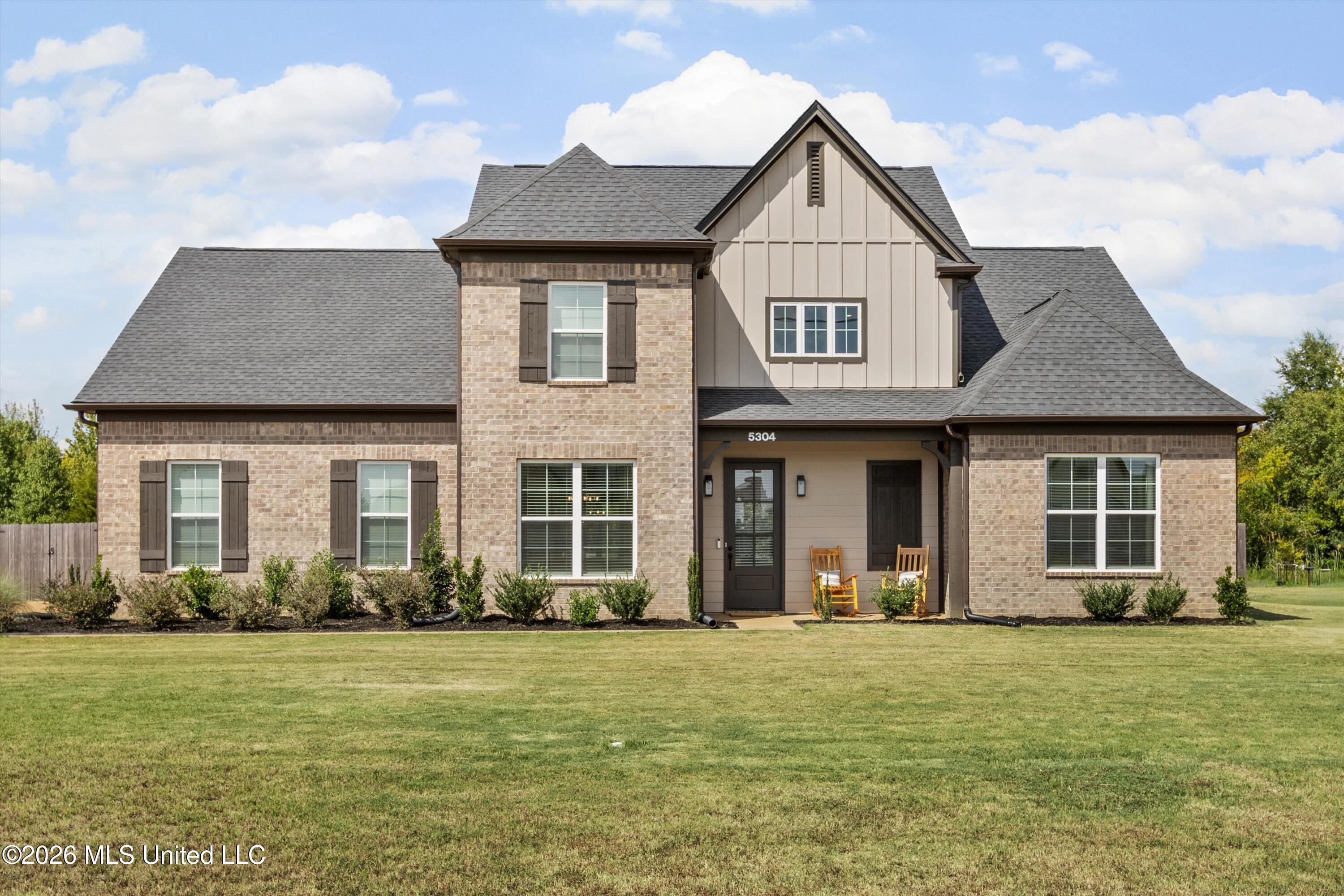 5304 Douglas Drive — photo