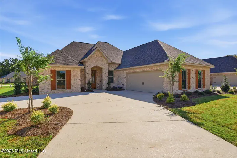 311 Brookfield Circle — photo