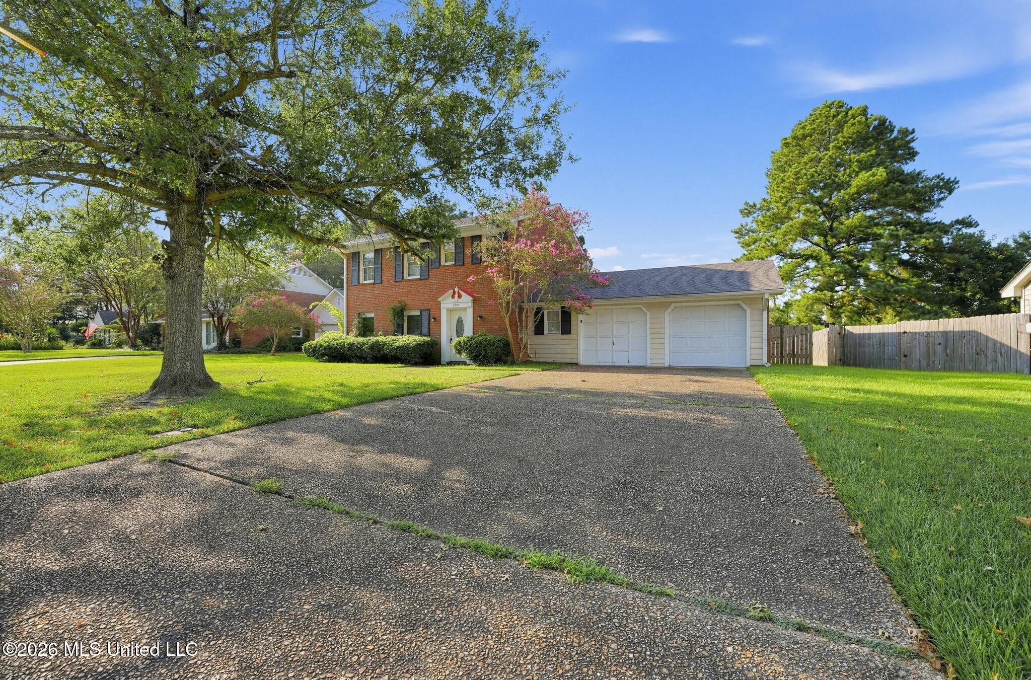 253 Heritage Drive — photo
