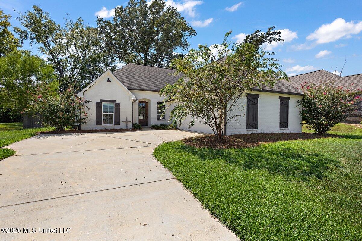 164 Sweetbriar Circle — photo