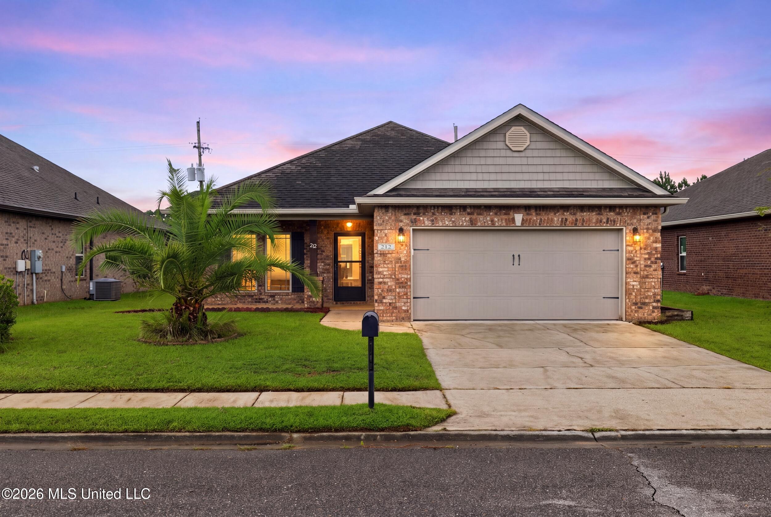 212 Sandy Drive — photo