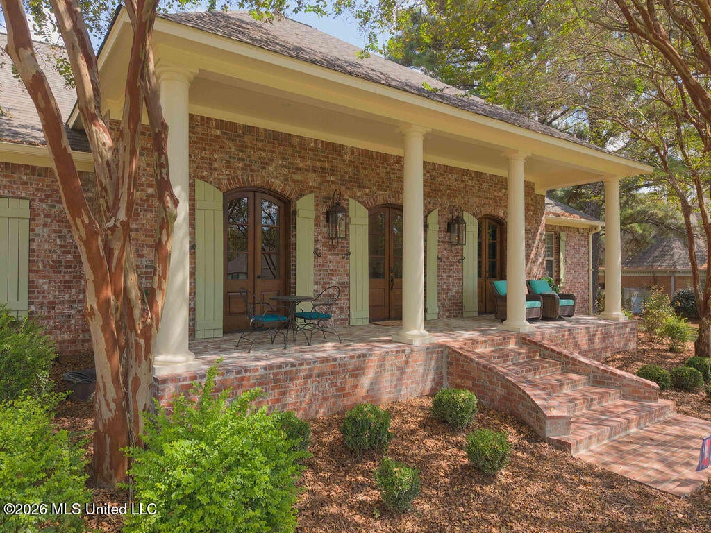 255 Forest Lake Drive — photo