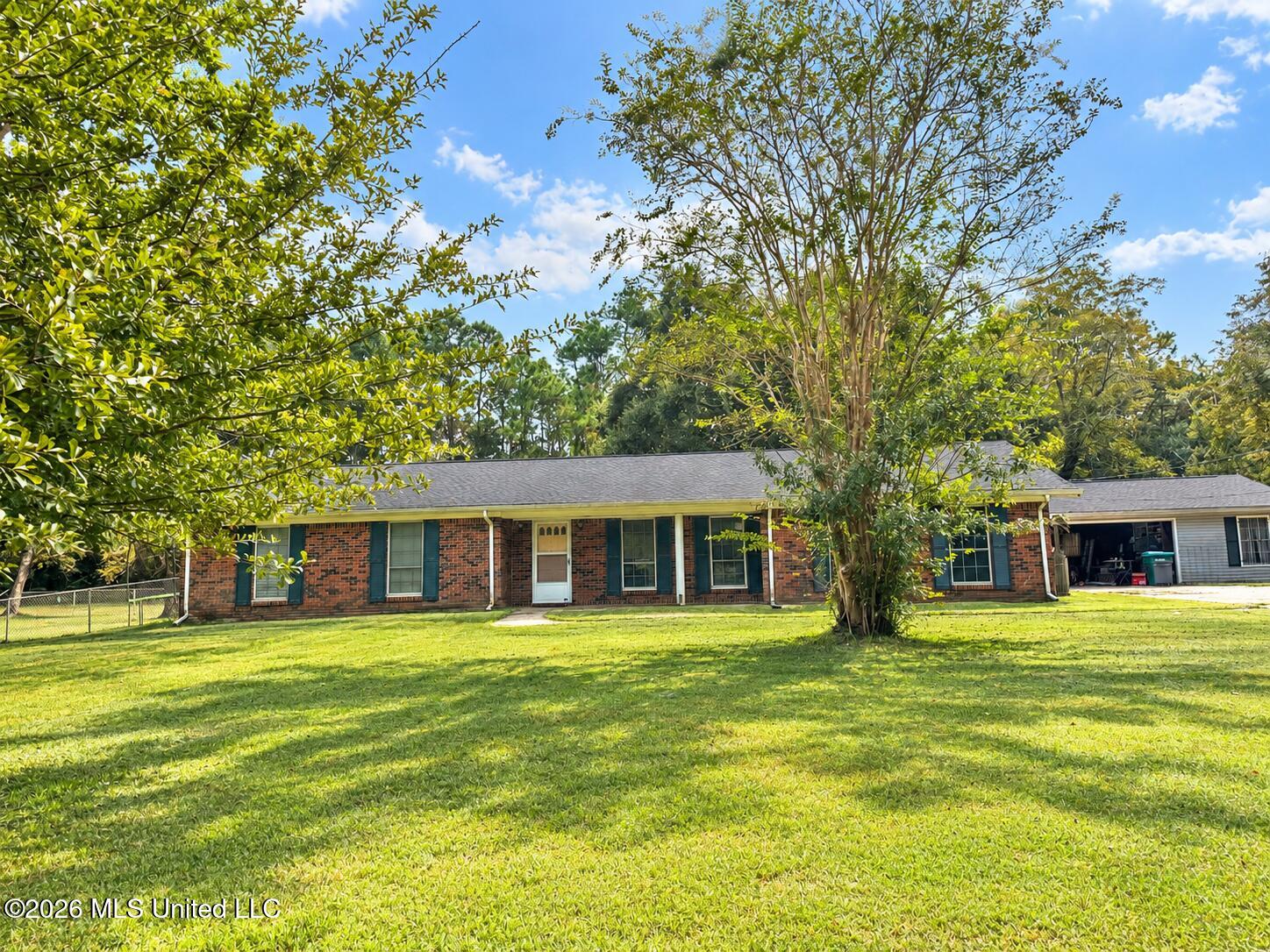 2201 Guillotteville Road — photo