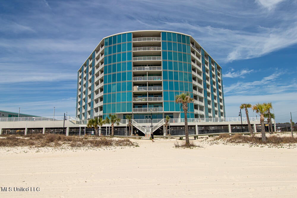 1899 Beach Boulevard — photo