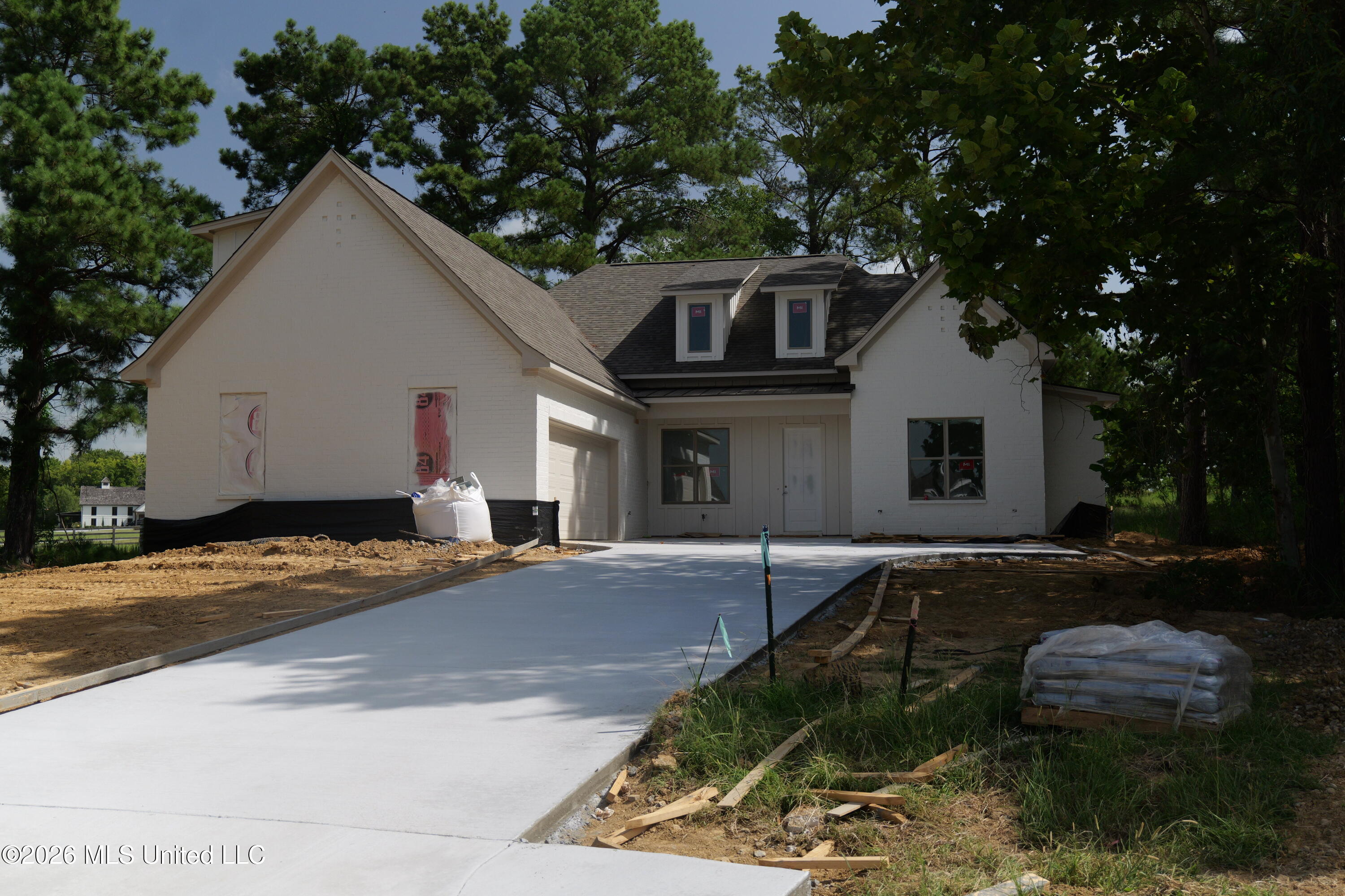 102 Harbor View Drive — photo