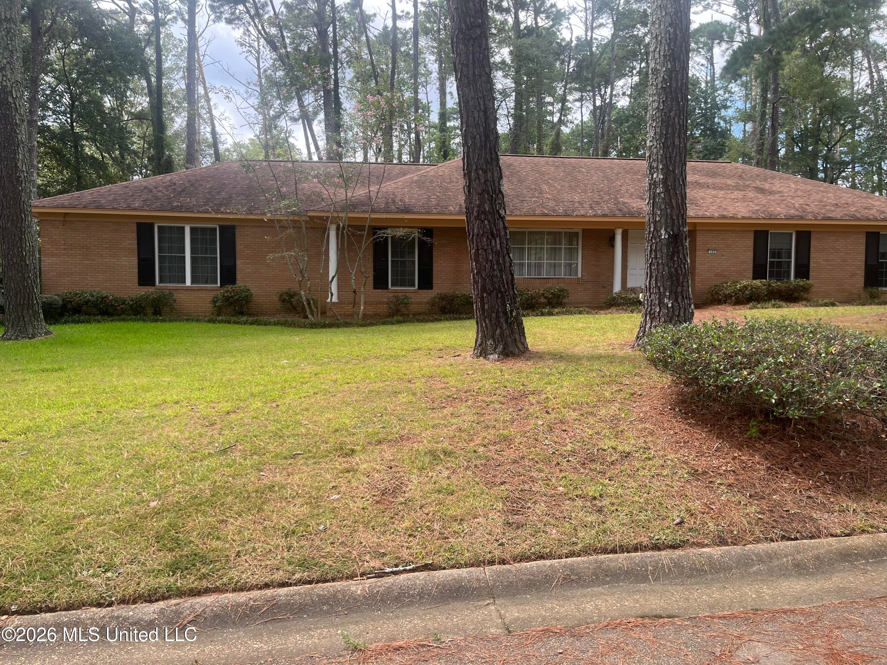 165 Bristol Boulevard — photo