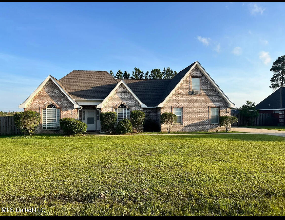 2917 Village Circle — photo