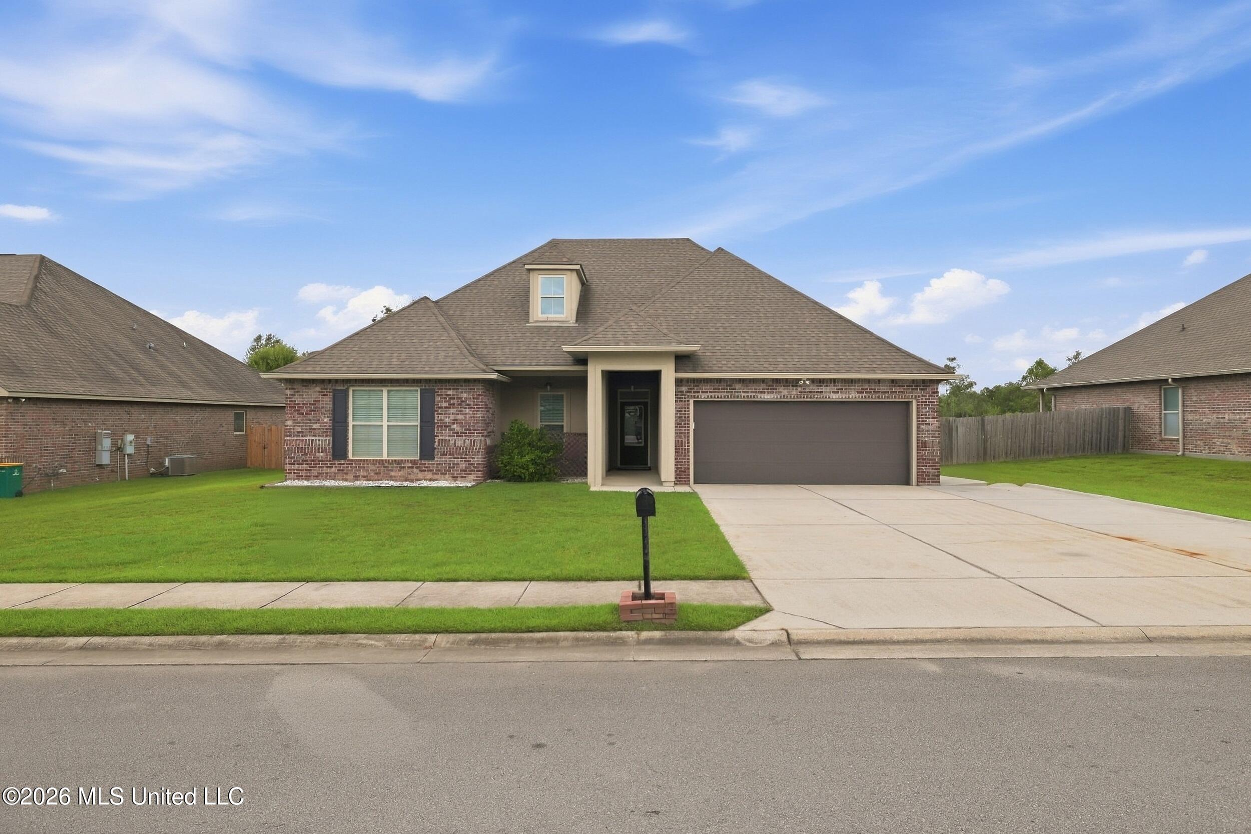 15053 Belhaven Street — photo