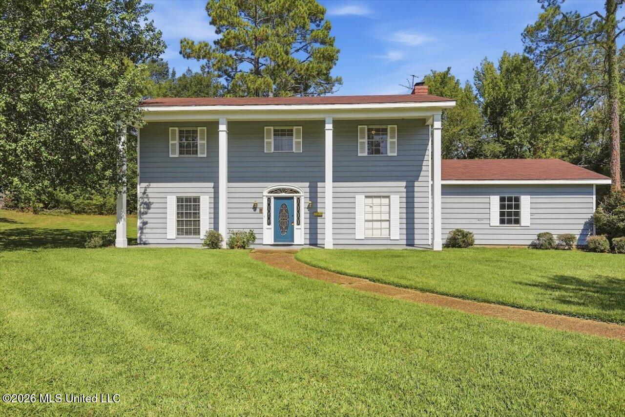 1086 Devonshire Drive — photo