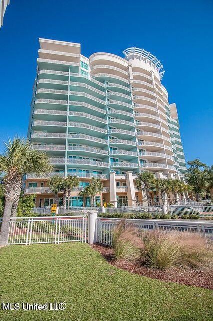 2230 Beach Drive — photo