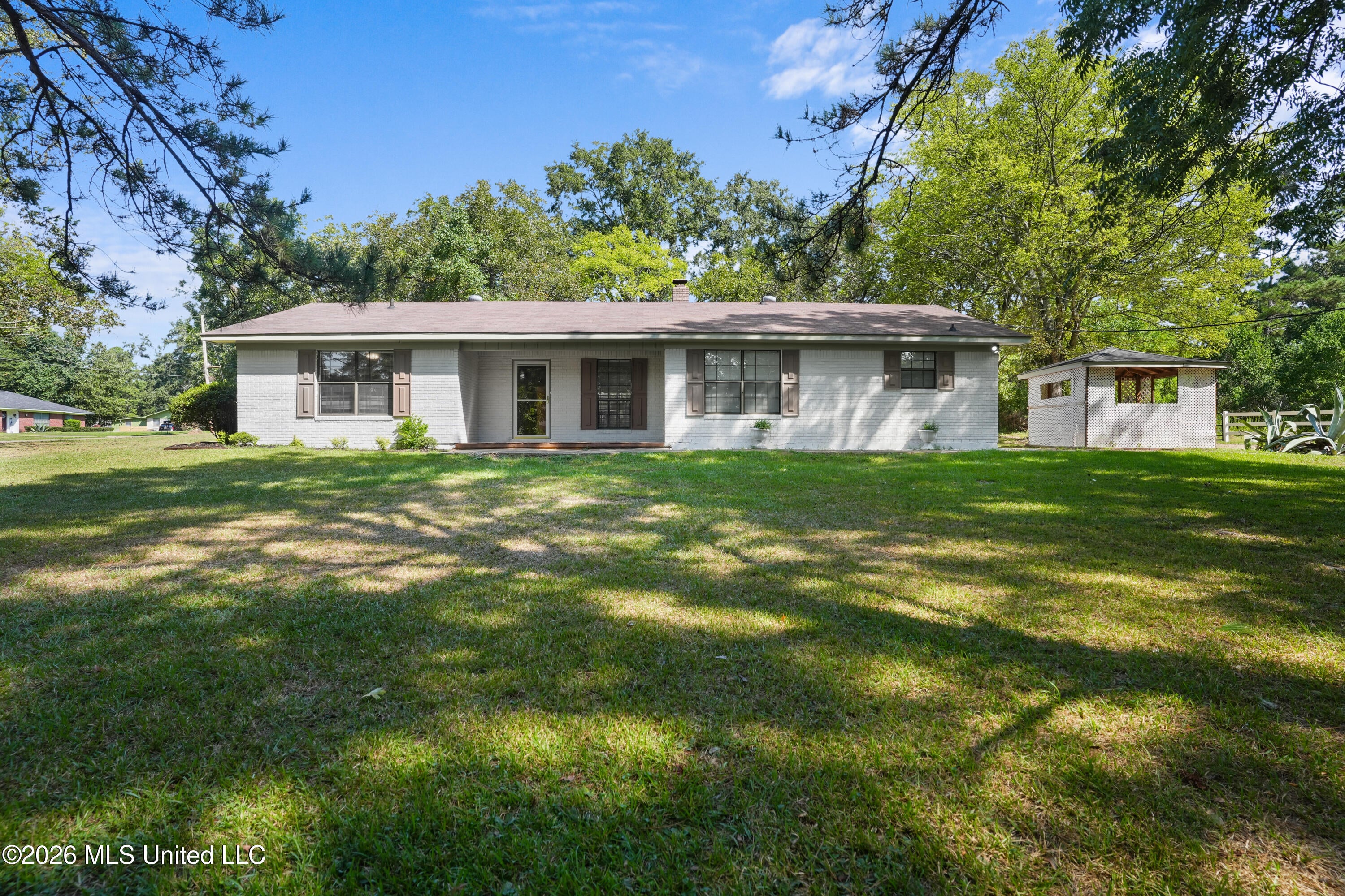130 Western Hills Drive — photo