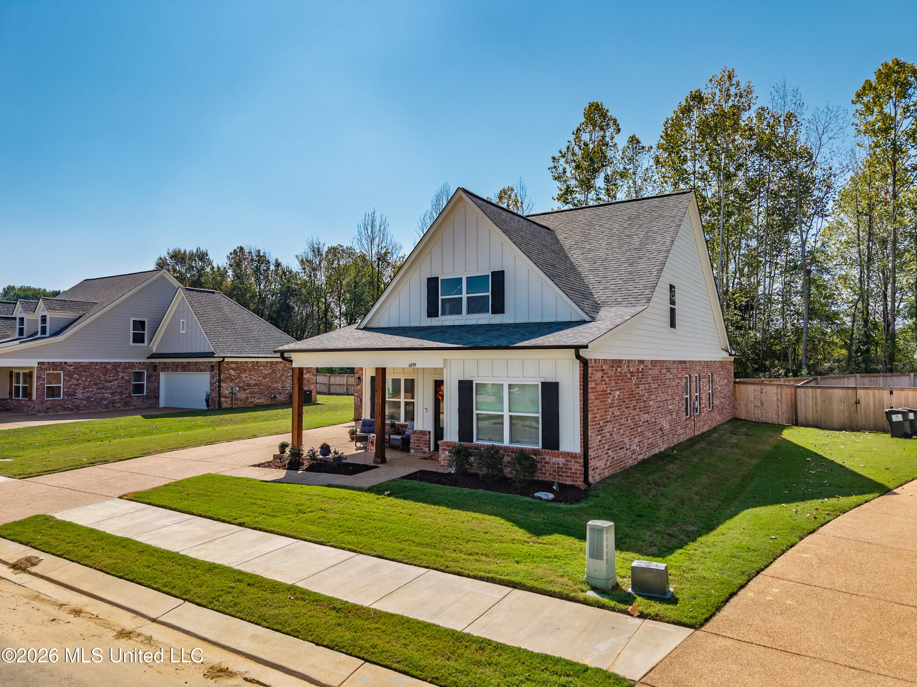 6099 Hickory Point Drive — photo