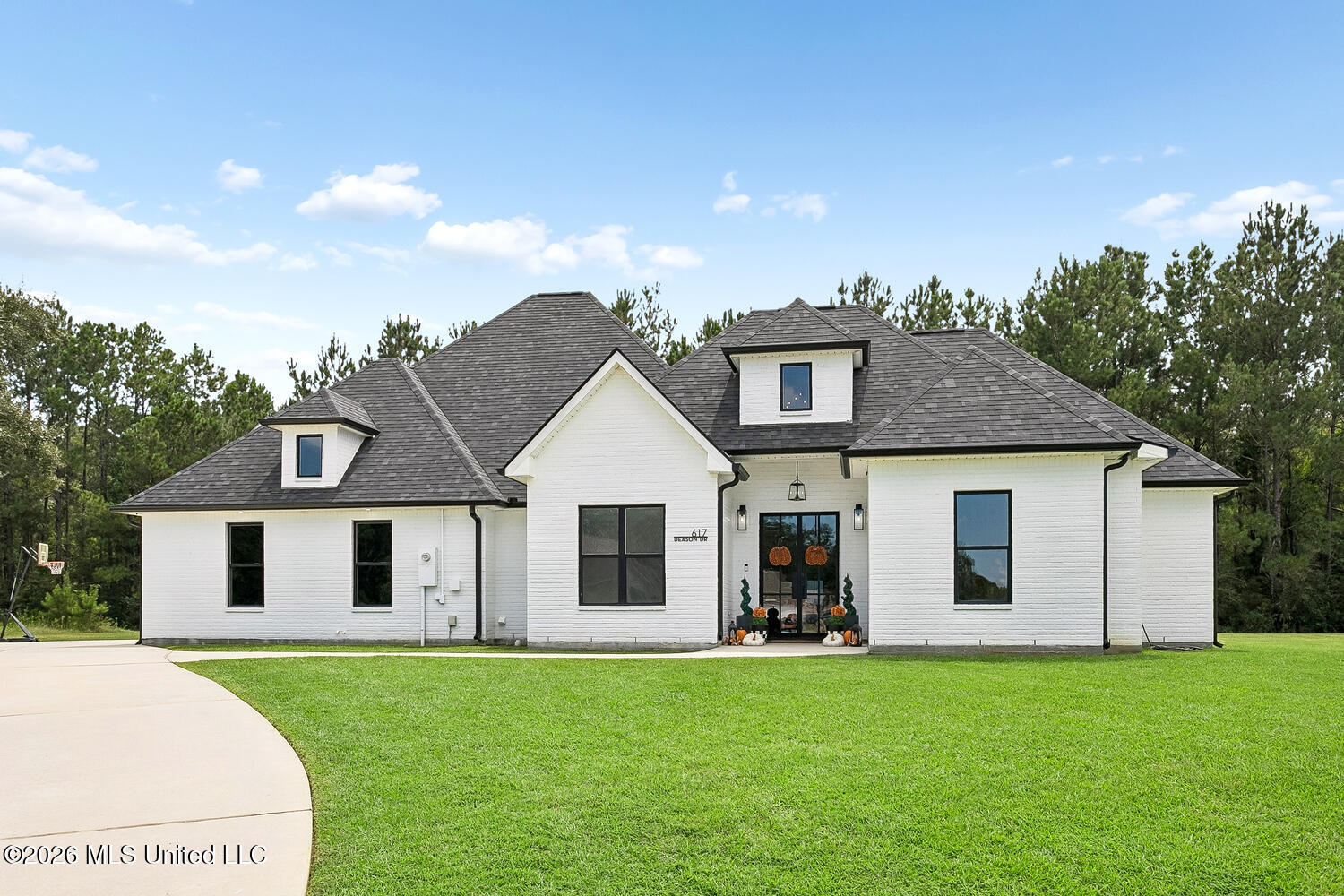 617 Deason Drive — photo
