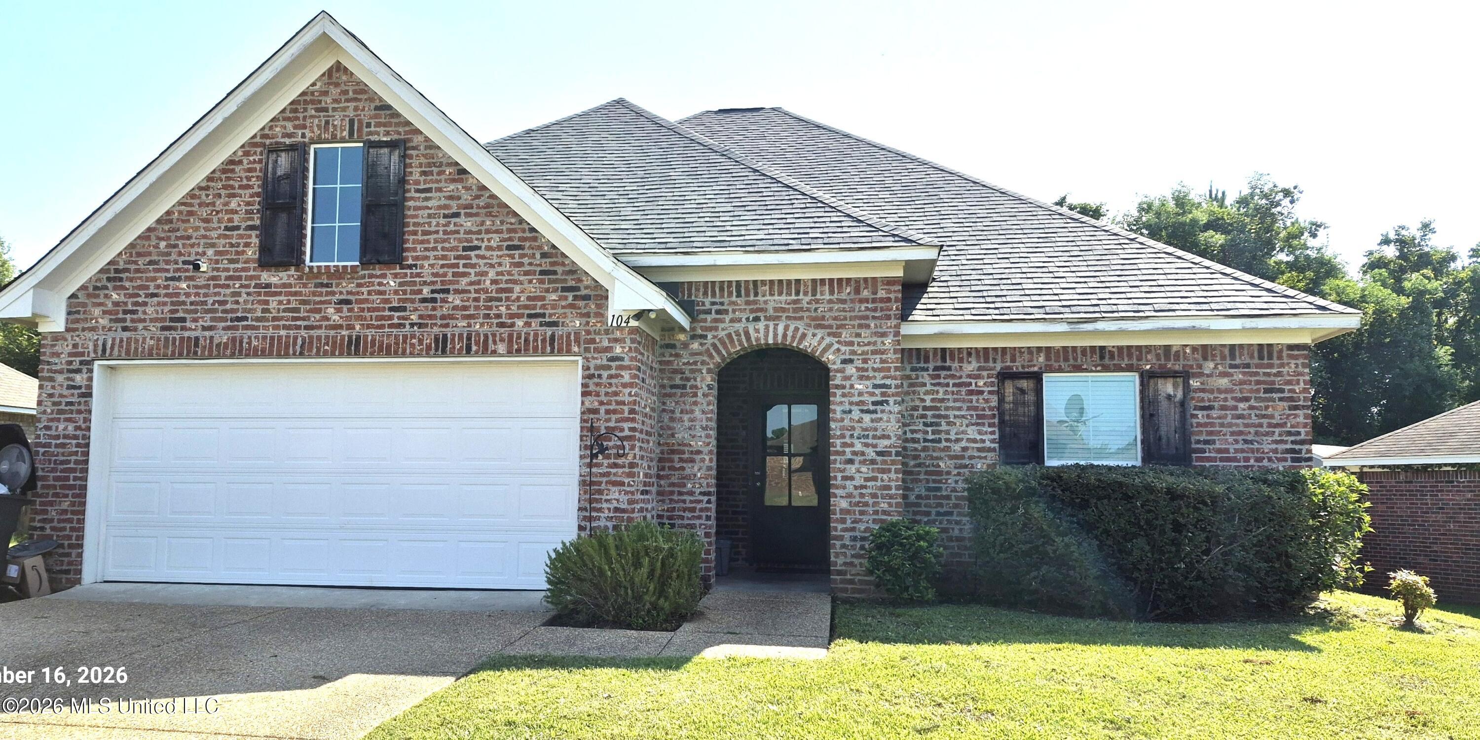 104 Beechwood Circle — photo