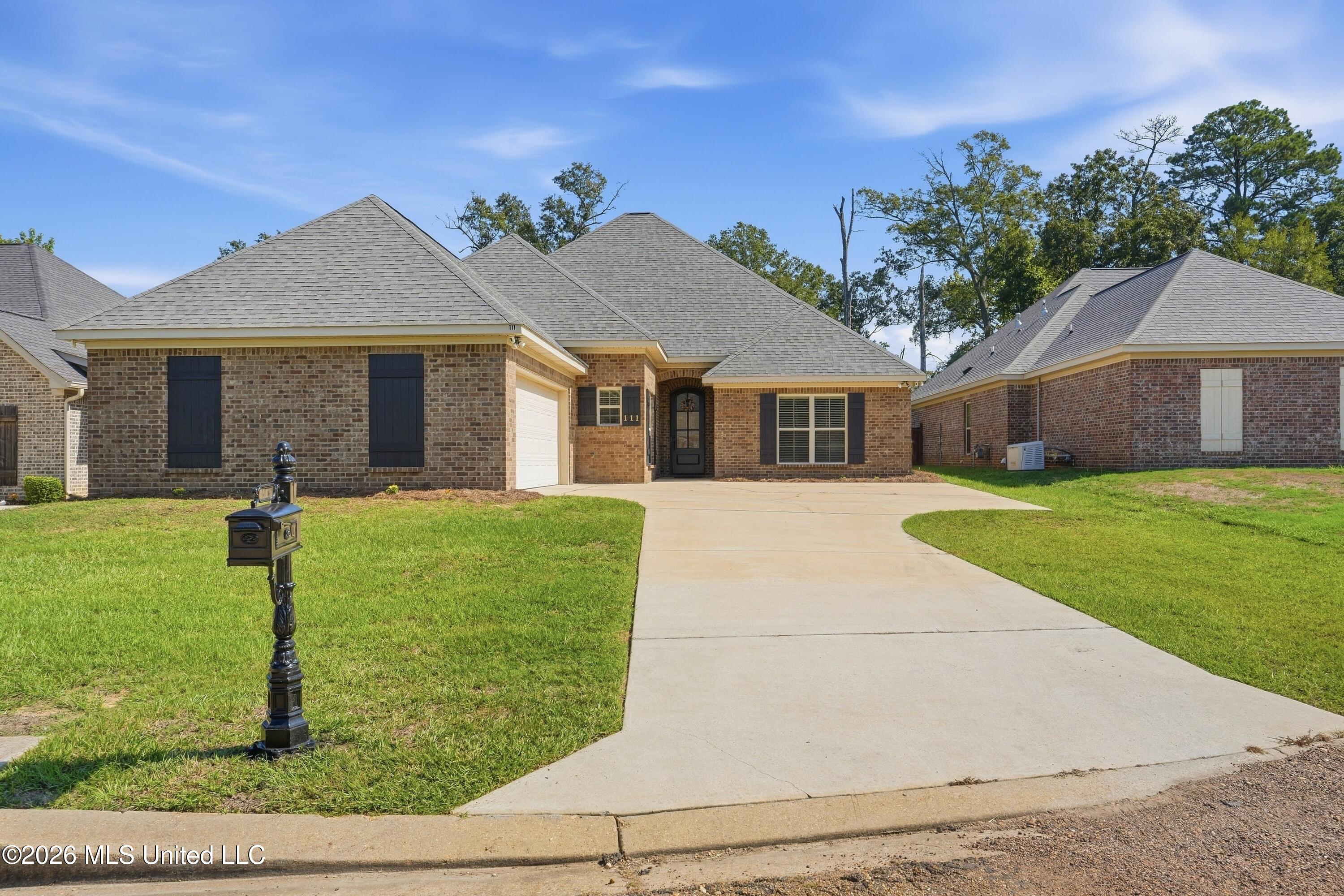 111 Ashley Park Drive — photo