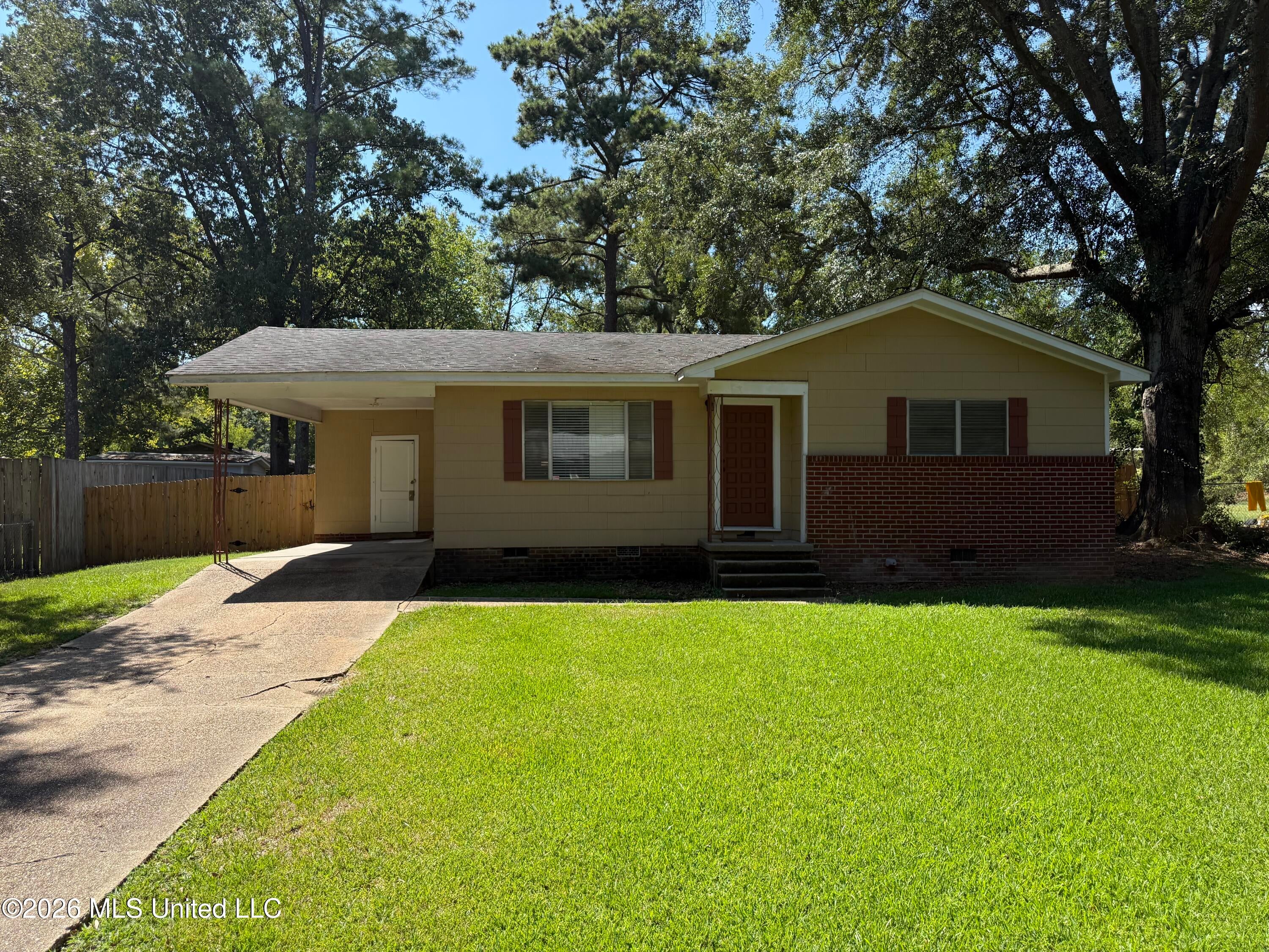 4161 Shelton Street — photo