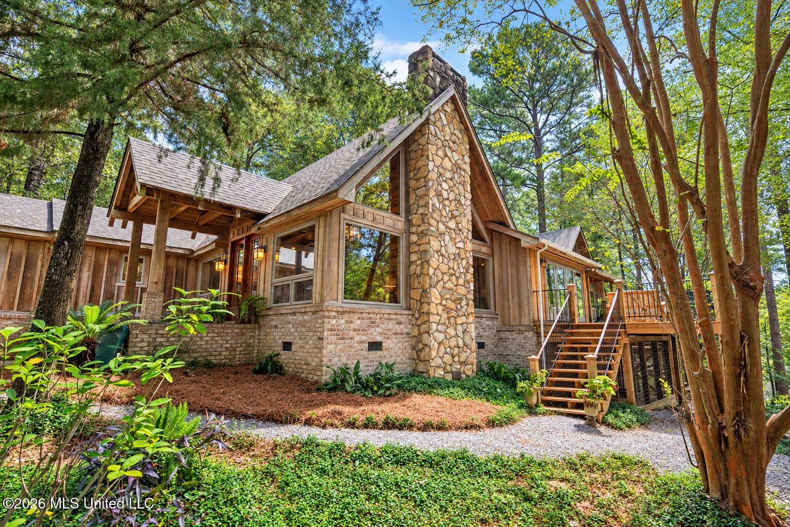 290 Hickory Hills Loop — photo