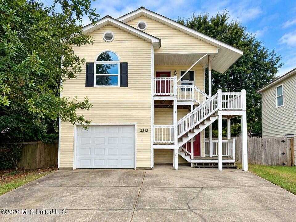 2213 Little Street — photo