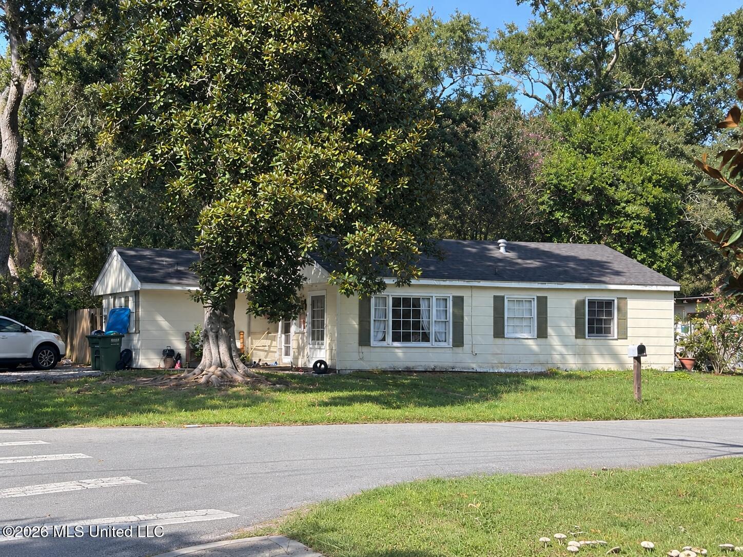 2103 King Avenue — photo