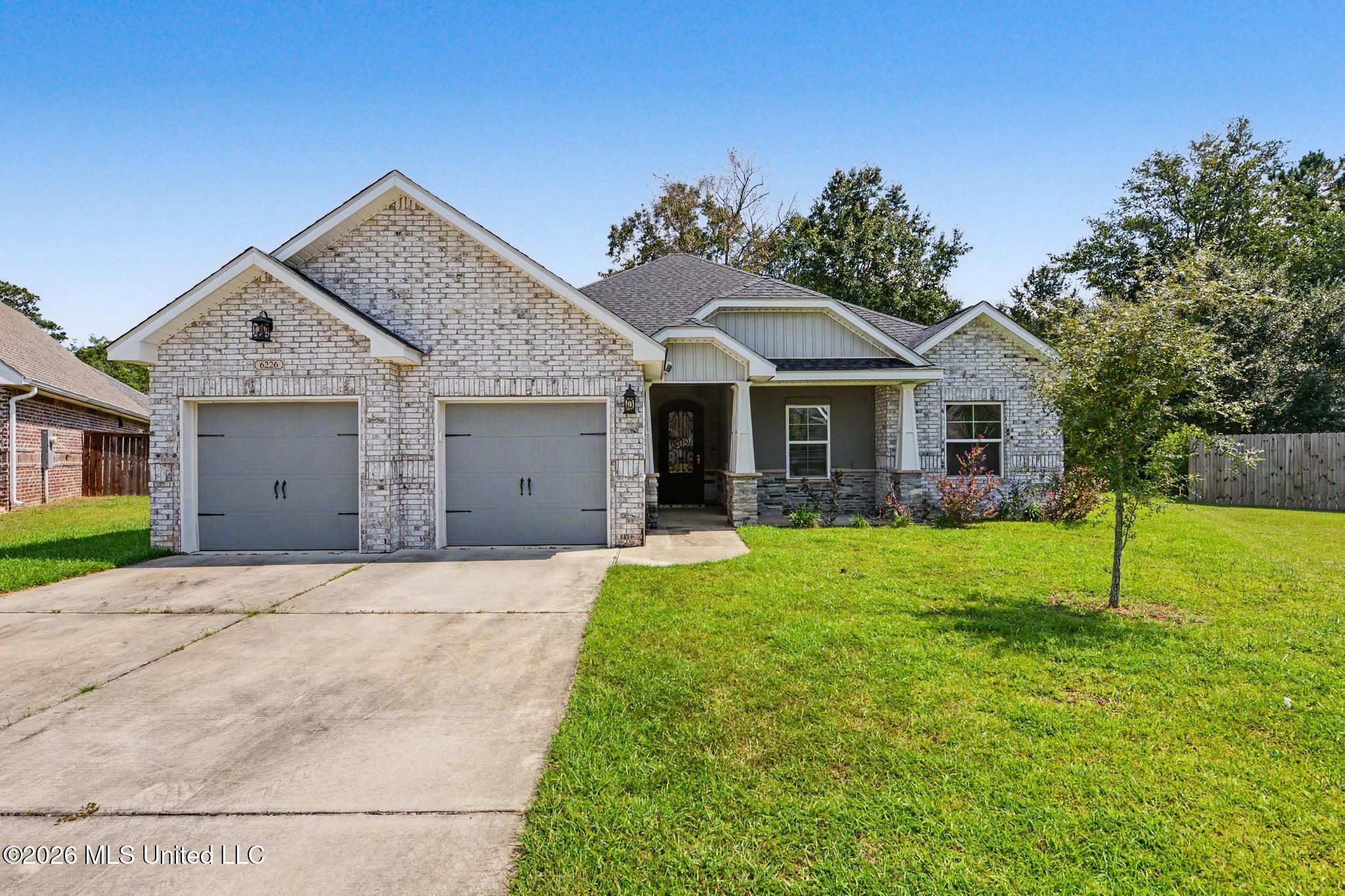 6226 Cypress Lane — photo