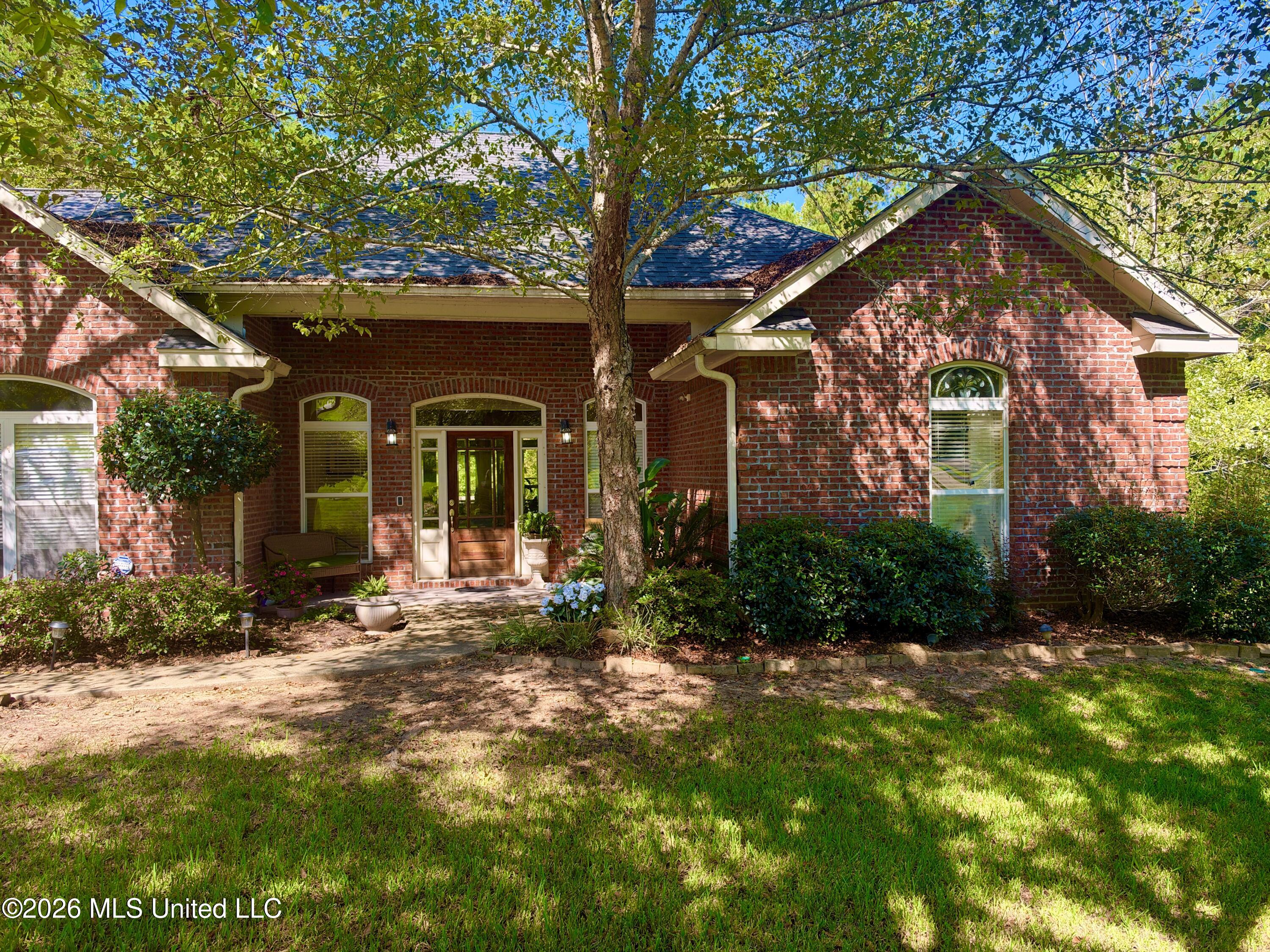 34 Stonegate Drive — photo