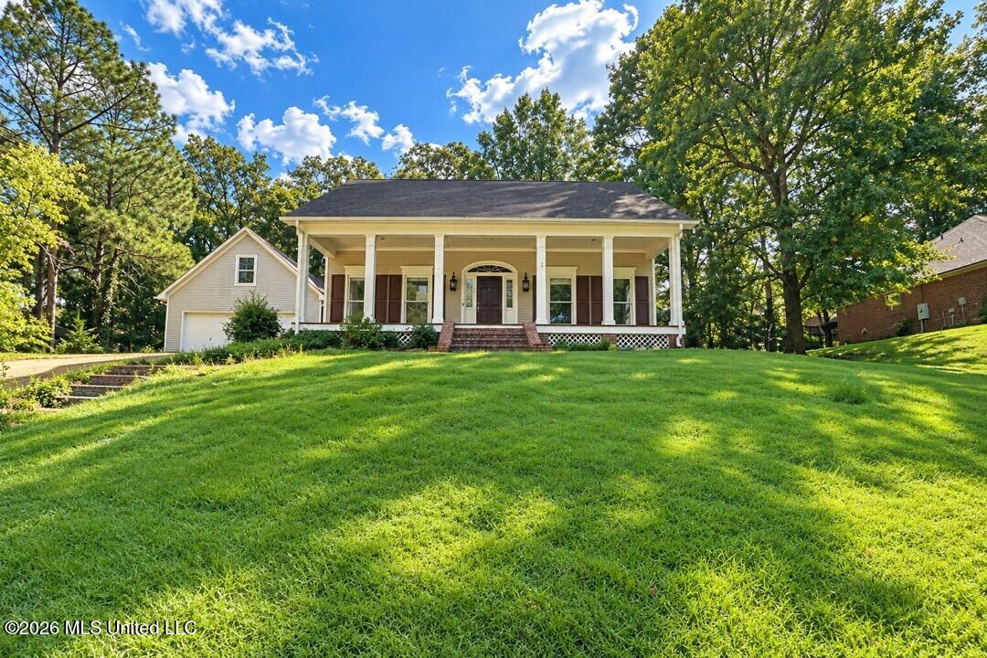 111 Newport Circle — photo
