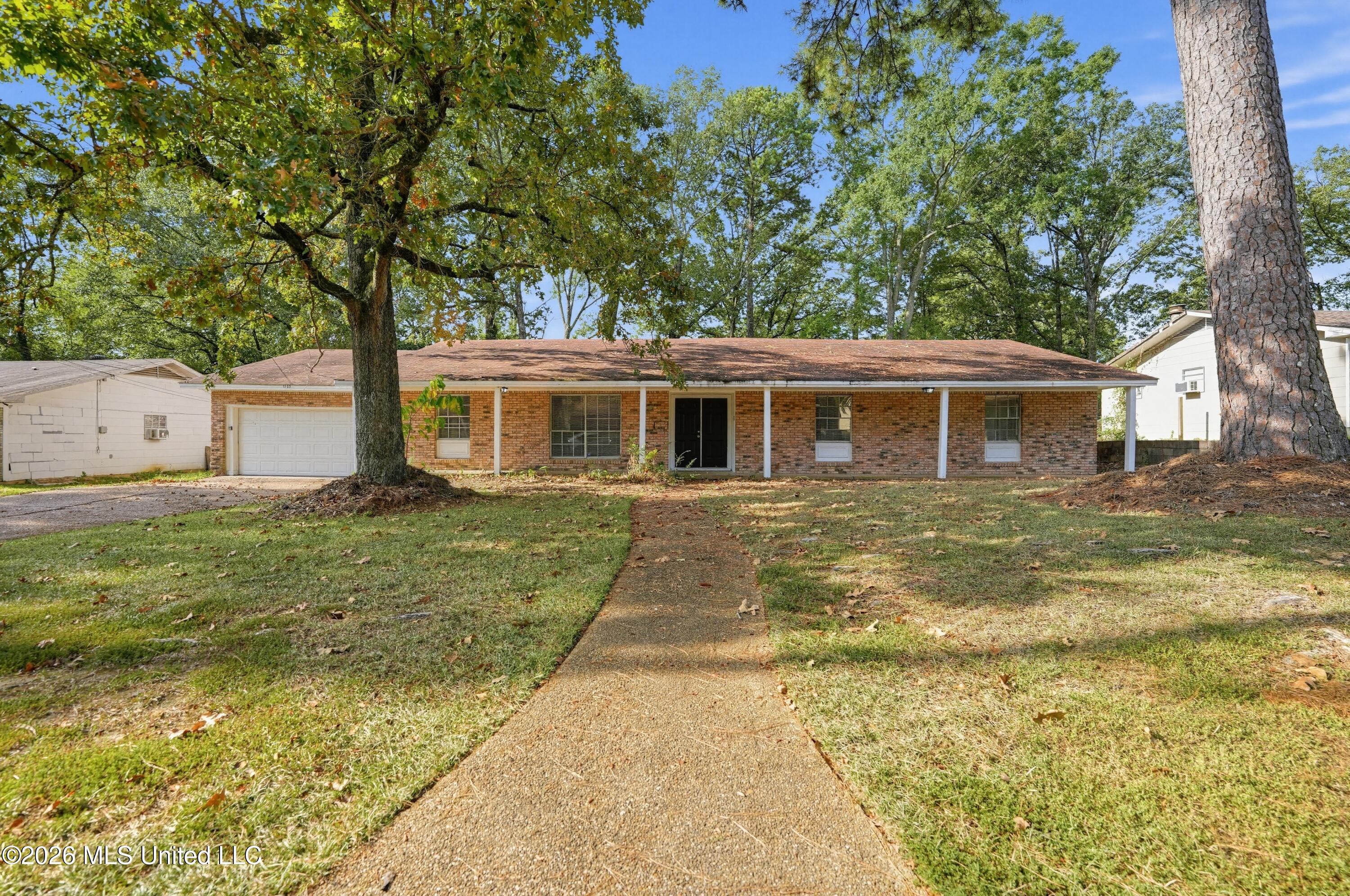 1133 Dardanelle Drive — photo