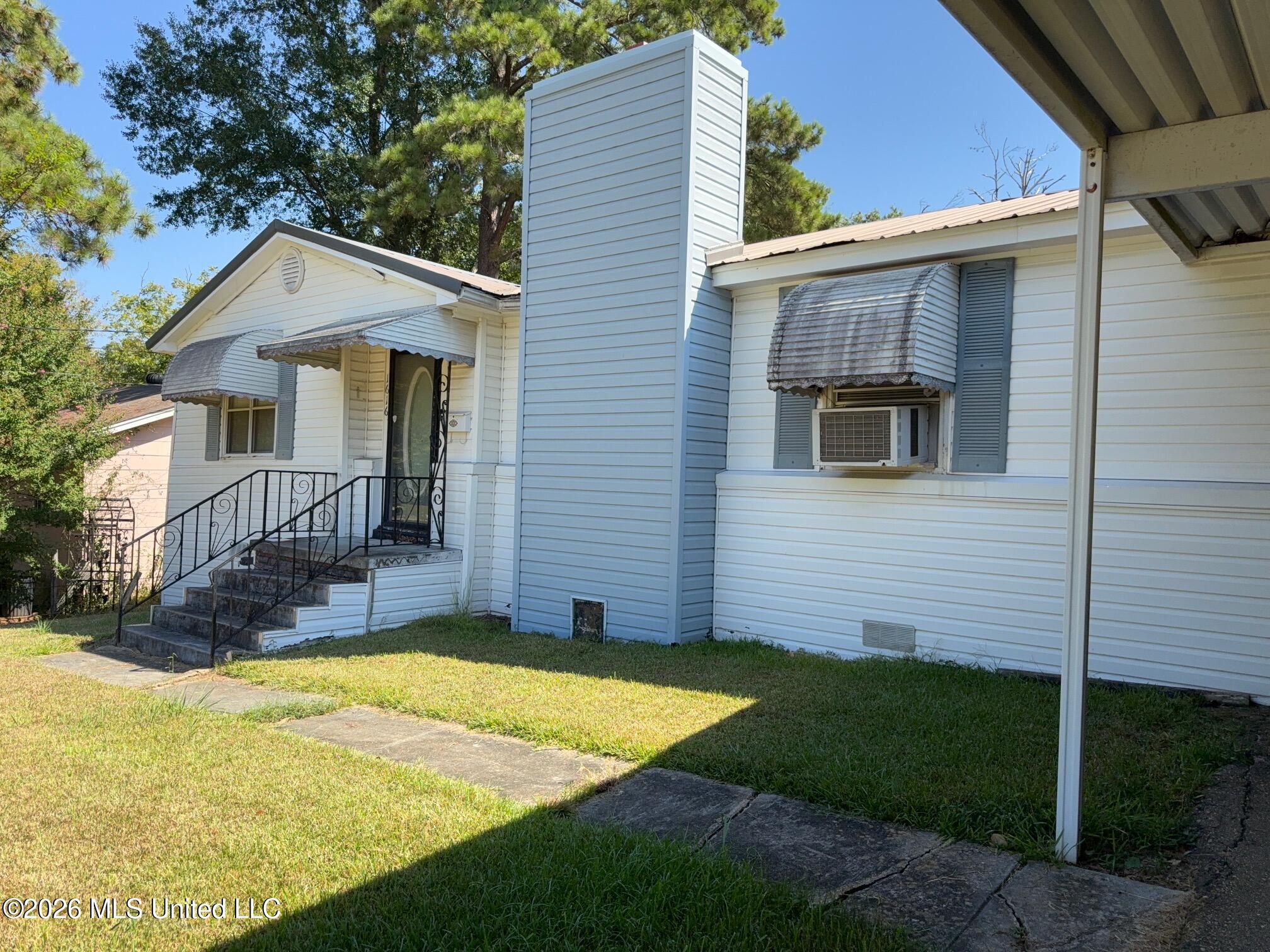 1616 Gibralter Drive — photo