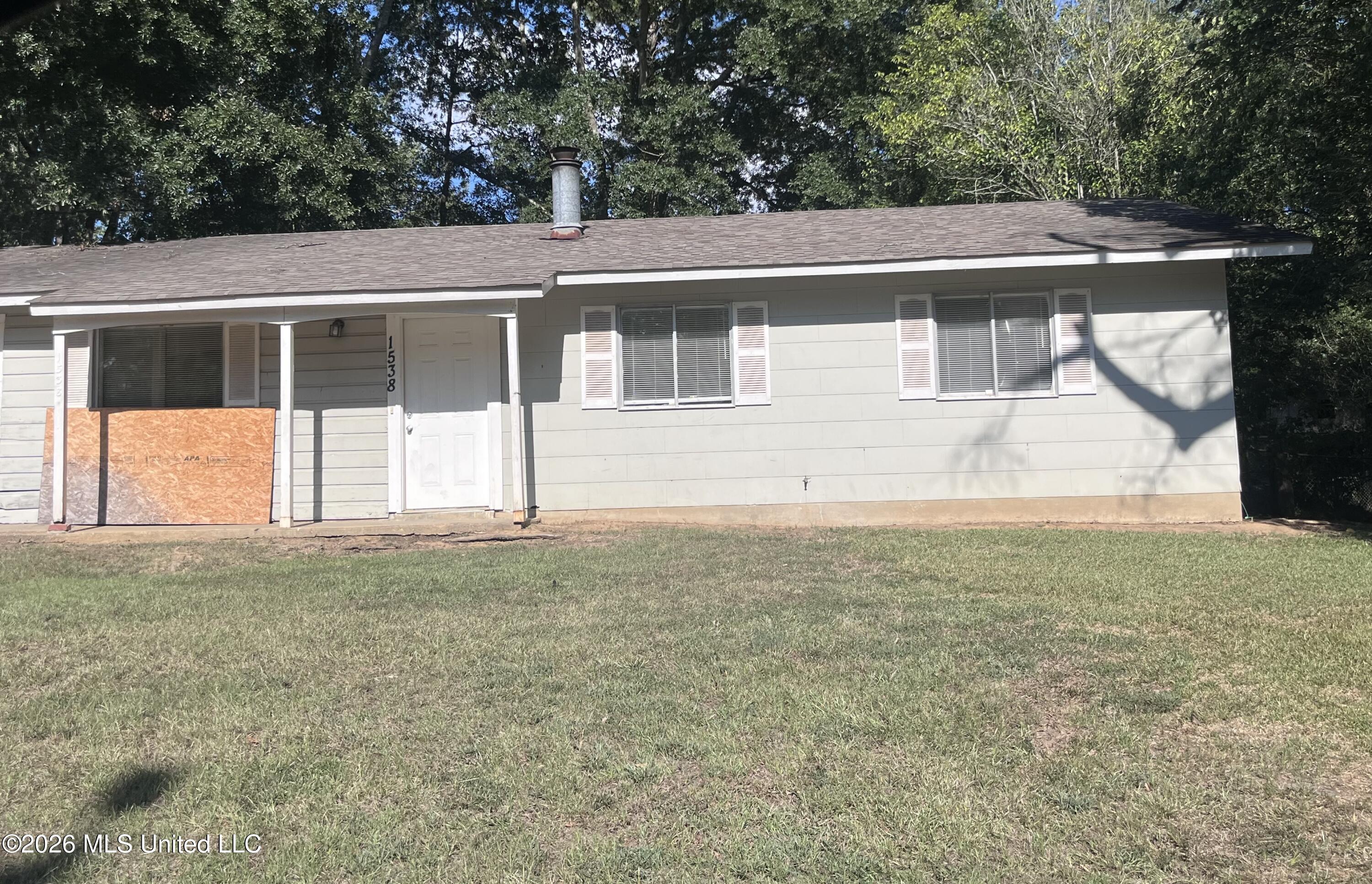 1538 Woody Drive #1 — photo