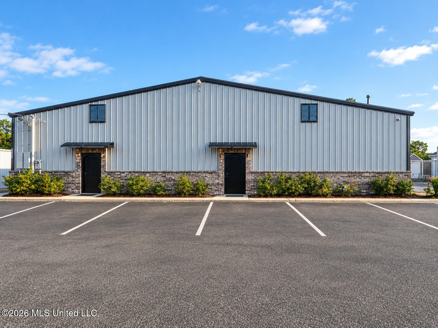 12483 Dedeaux Road — photo