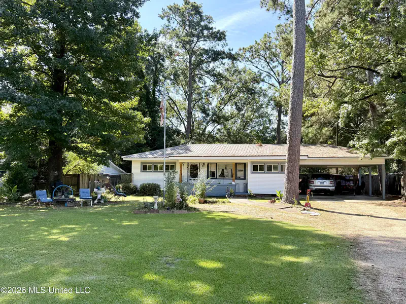 311 N Street Drive — photo
