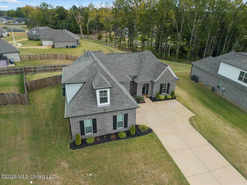 1762 Benton Drive — photo
