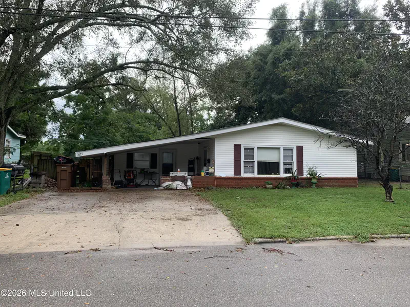 1625 Pringle Circle — photo