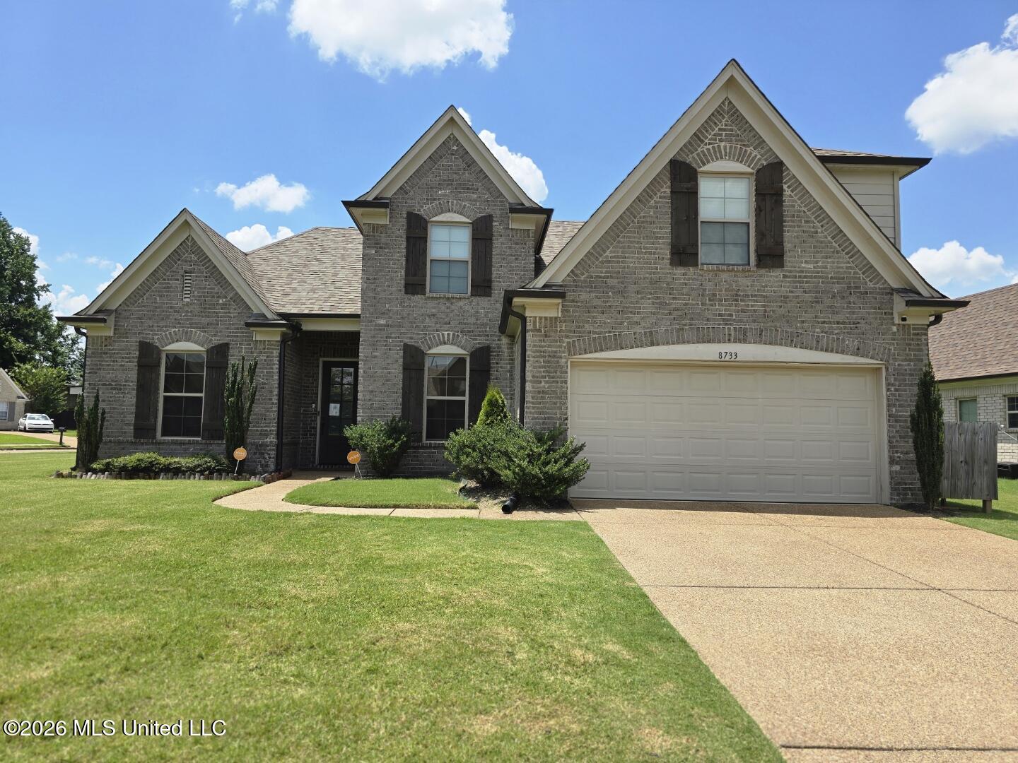 8733 Kenwood Lane — photo