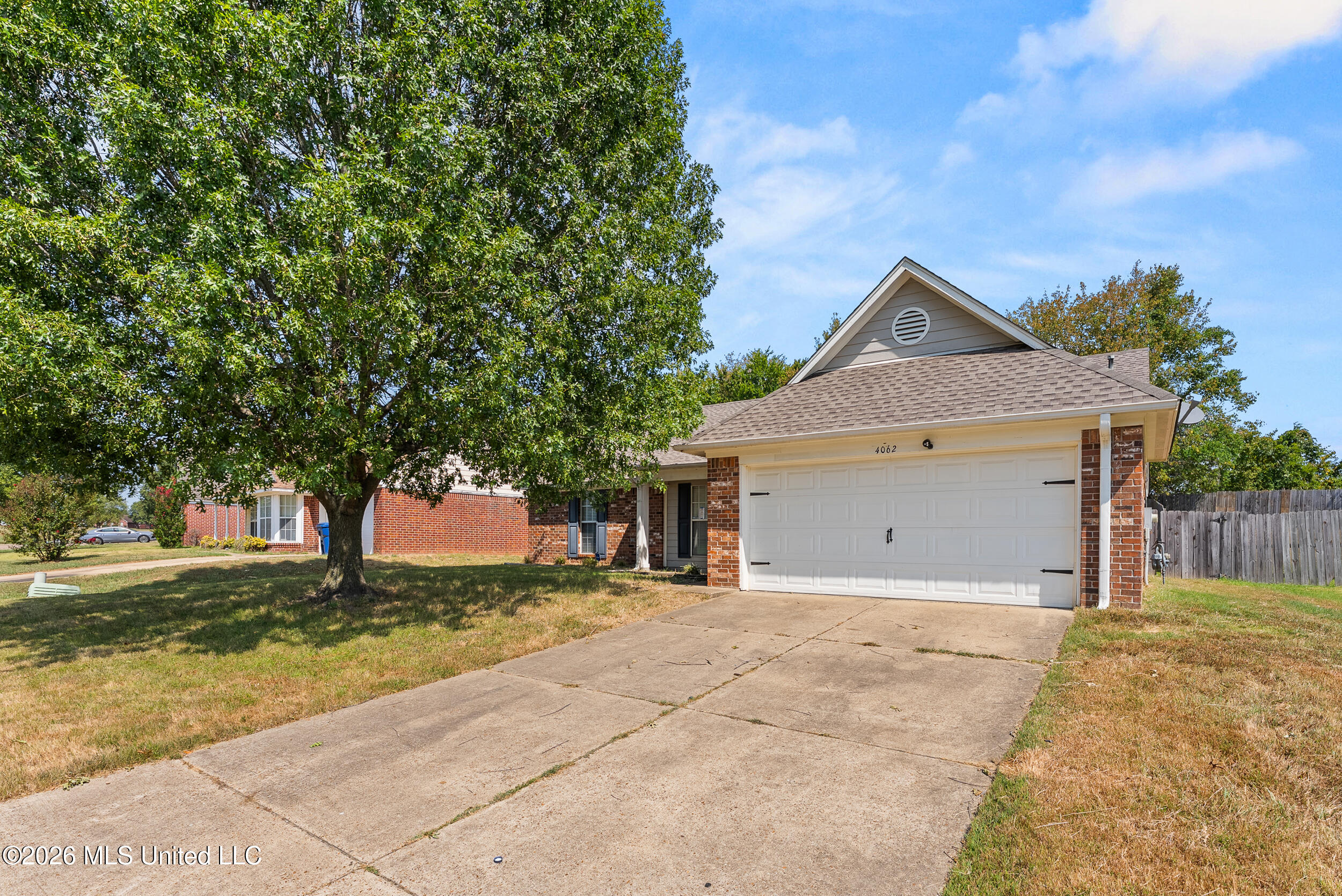 4062 Rosebury Lane — photo