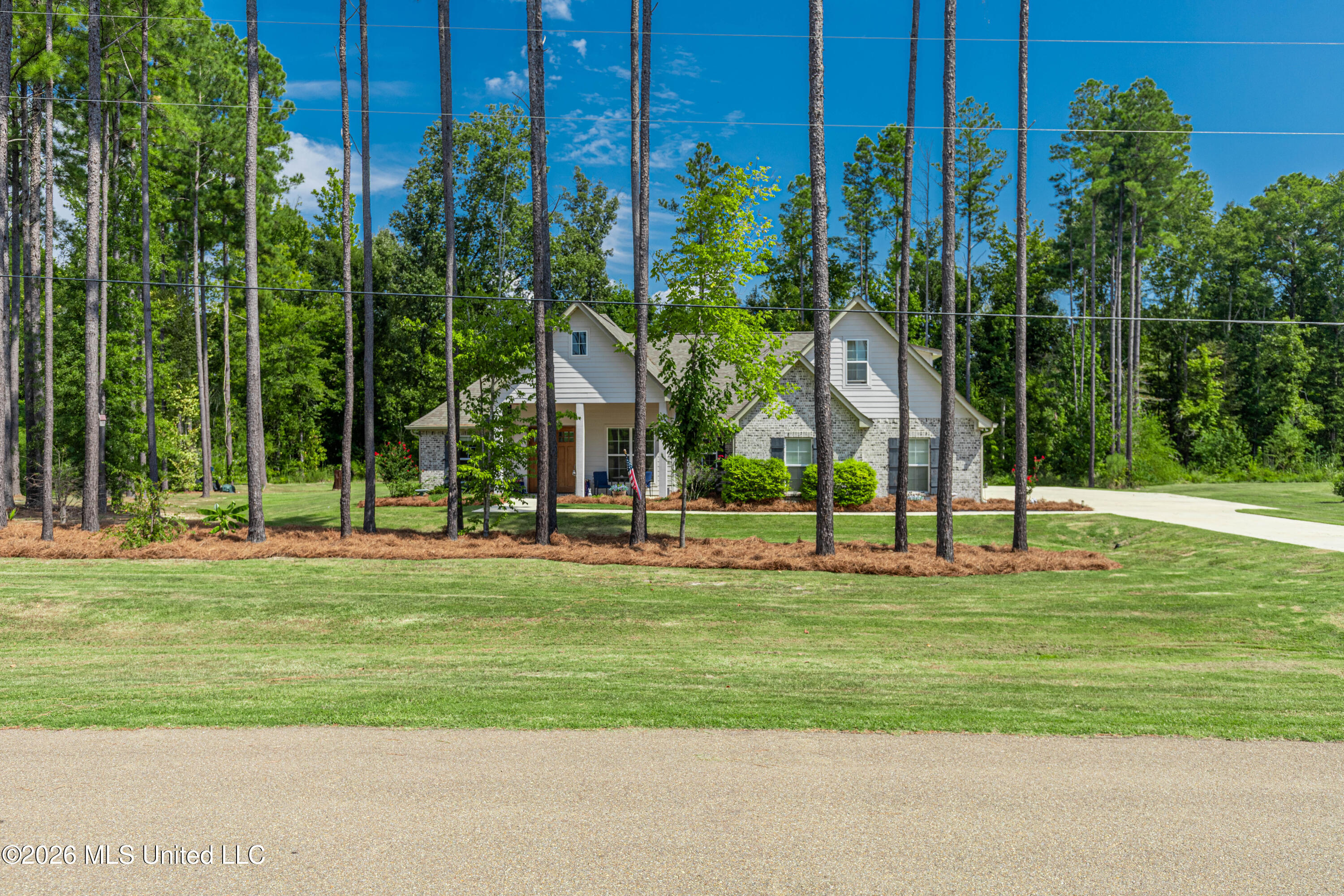 403 Fallen Acorn Circle — photo