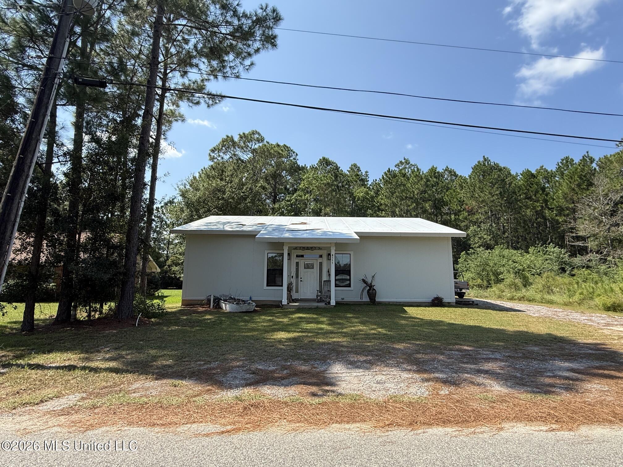 6311 Fred Allen Road — photo