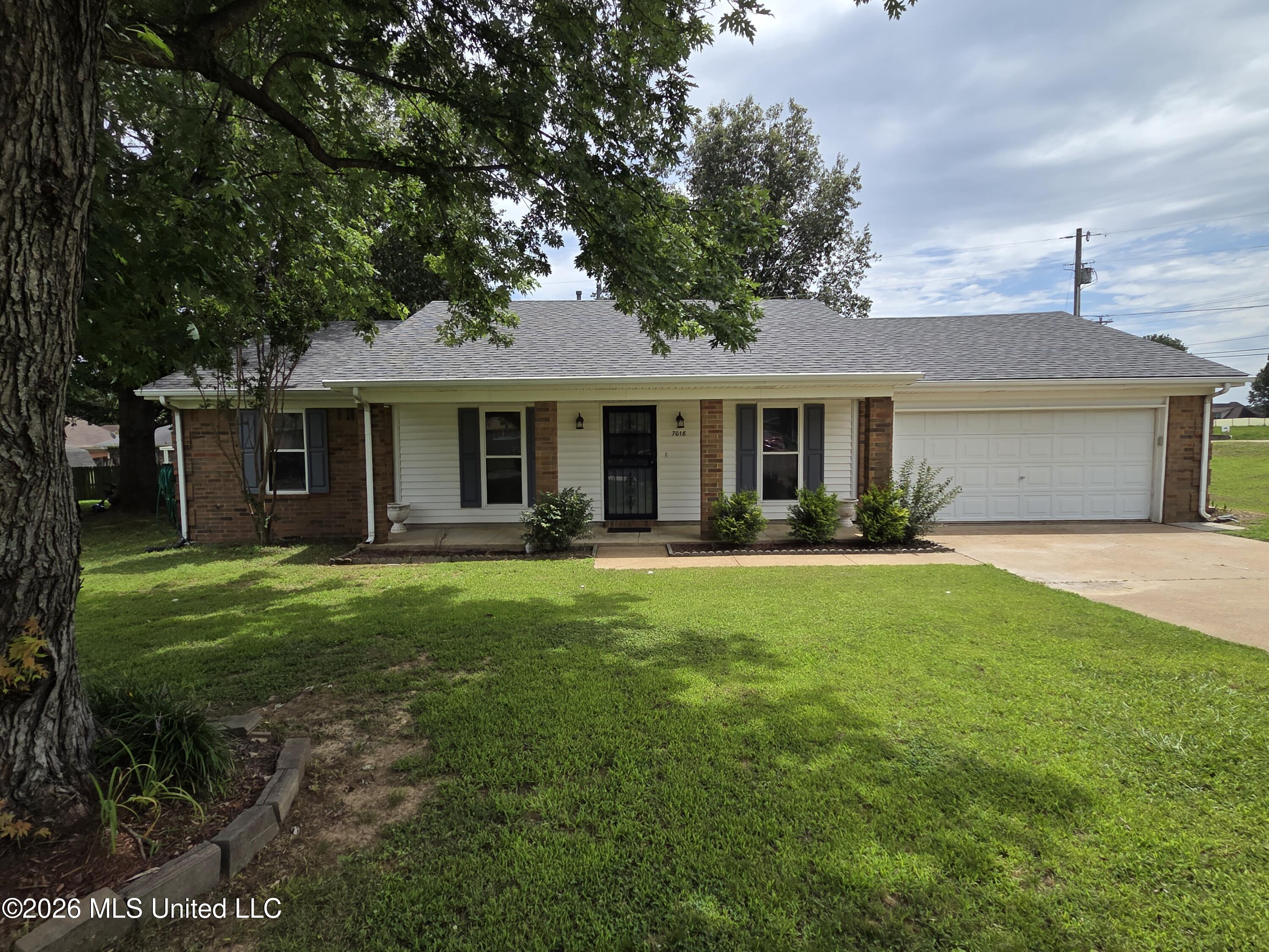 7018 Dewberry Cove — photo