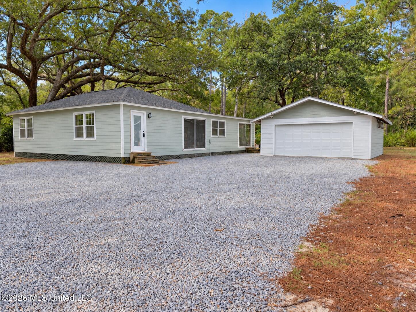 10117 Johns Bayou Road — photo