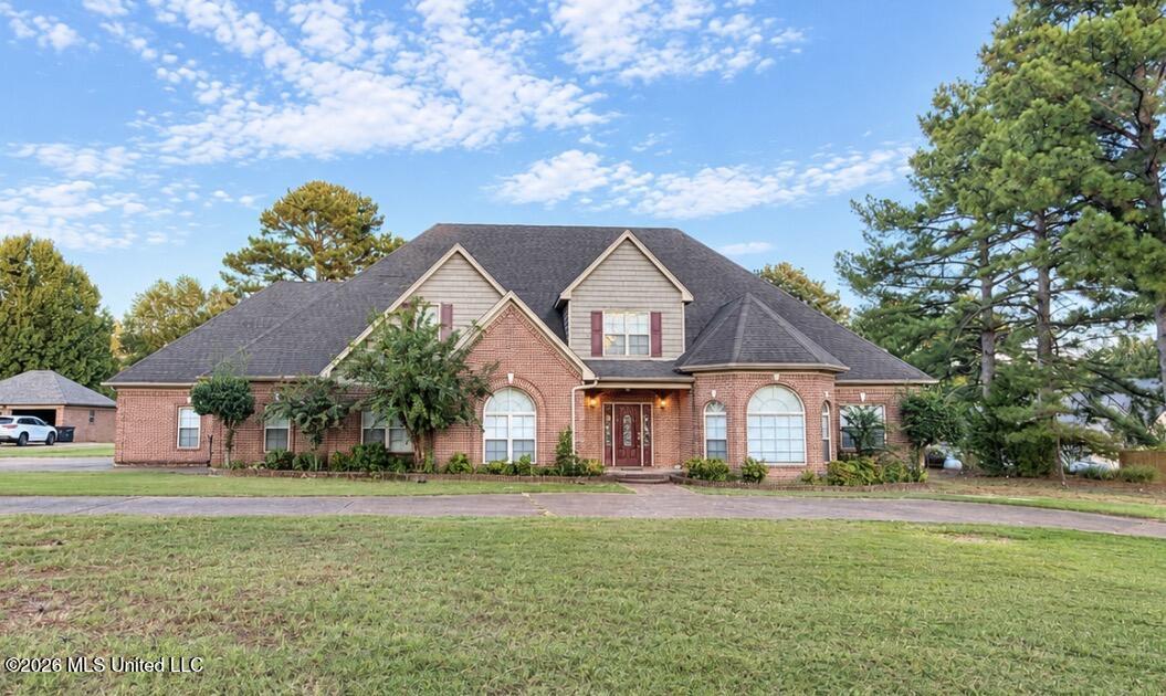 123 Tall Oaks Drive — photo