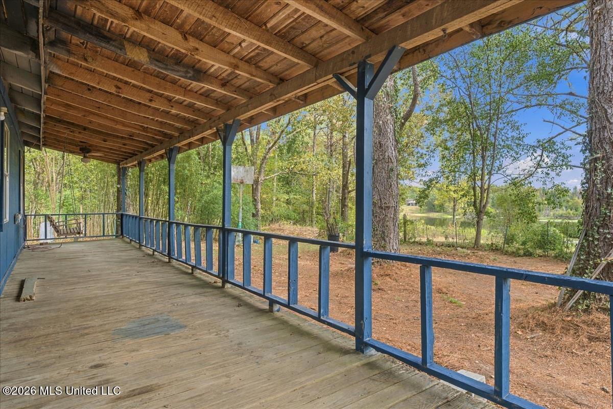 512 Oakview, Como, MS 38619 — photo 3