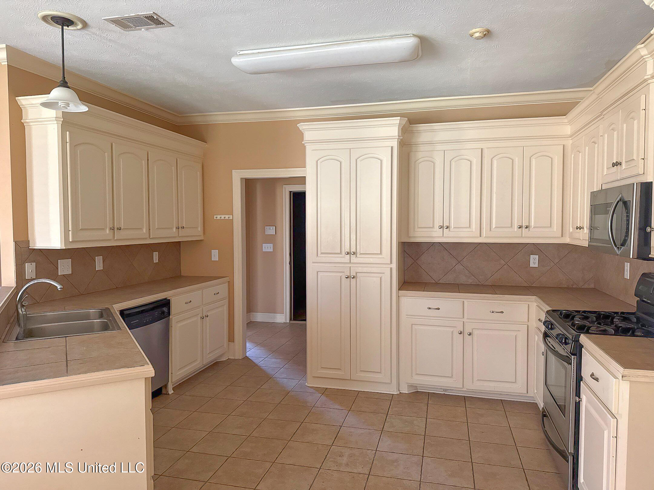 119 Copper Ridge Lane, Florence, MS 39073 — photo 3
