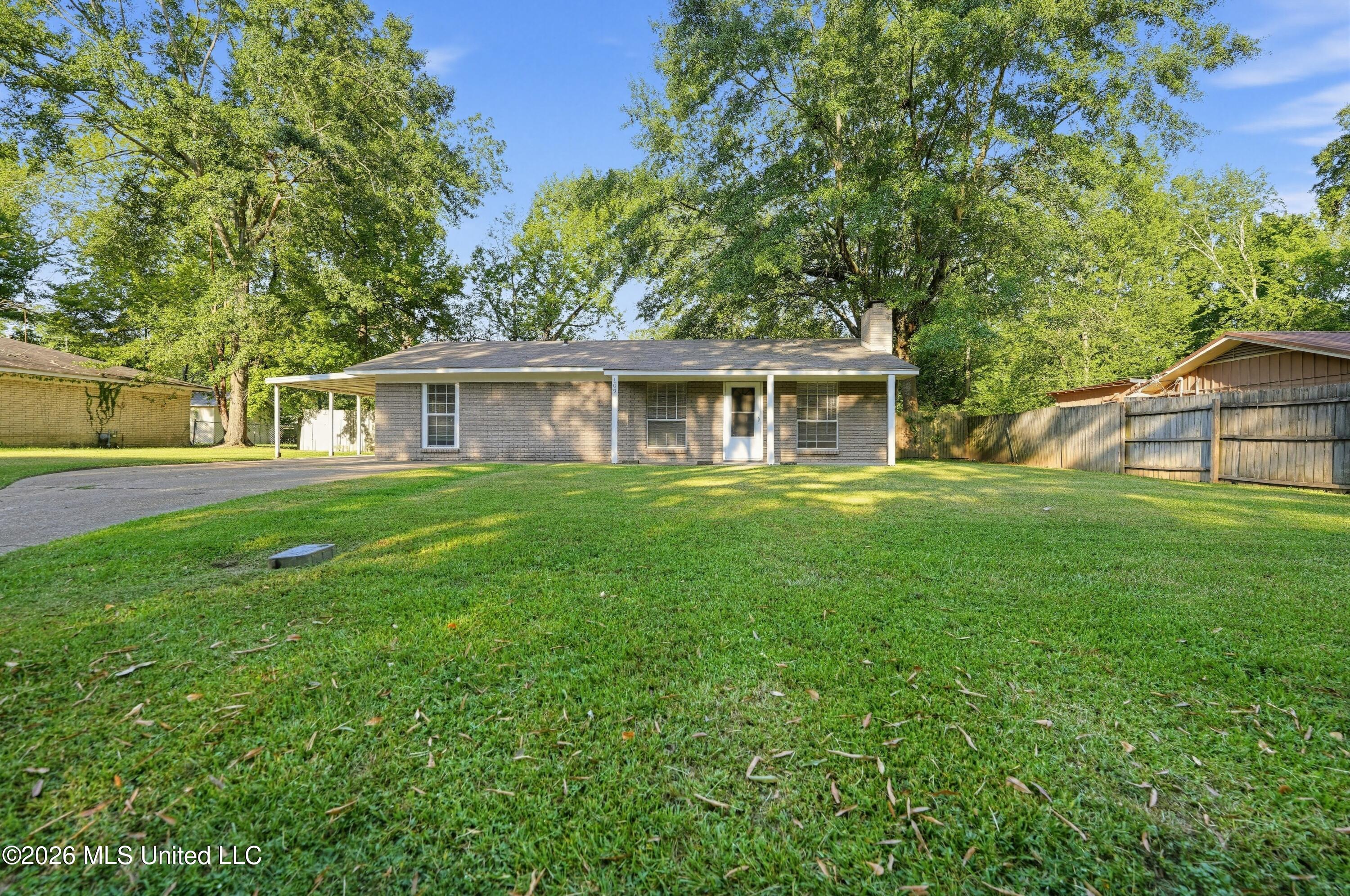 109 Skylane Drive — photo