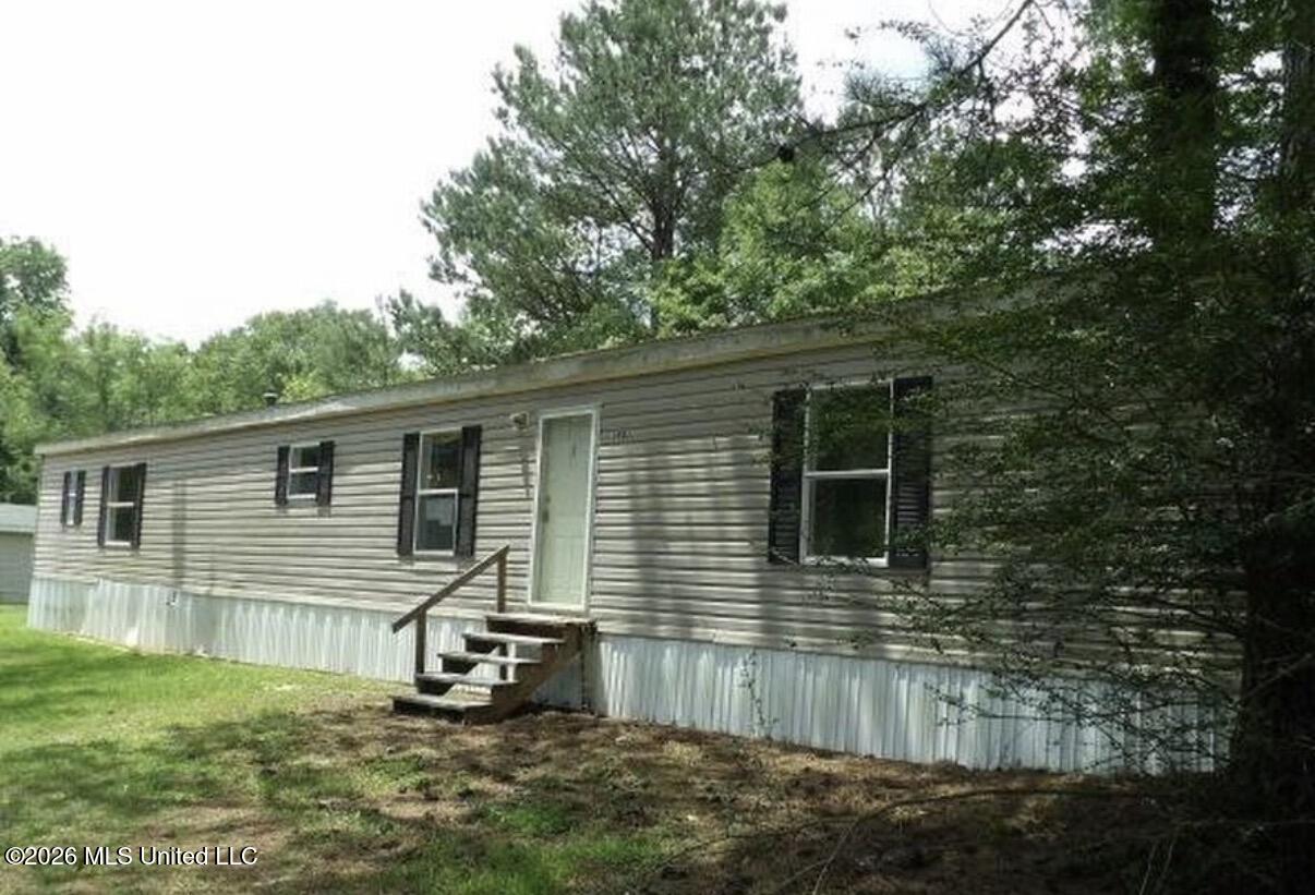1901 NW Zetus Road — photo