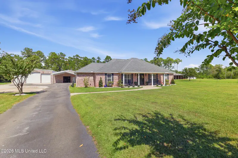 7405 N Old Fort Bayou Road — photo