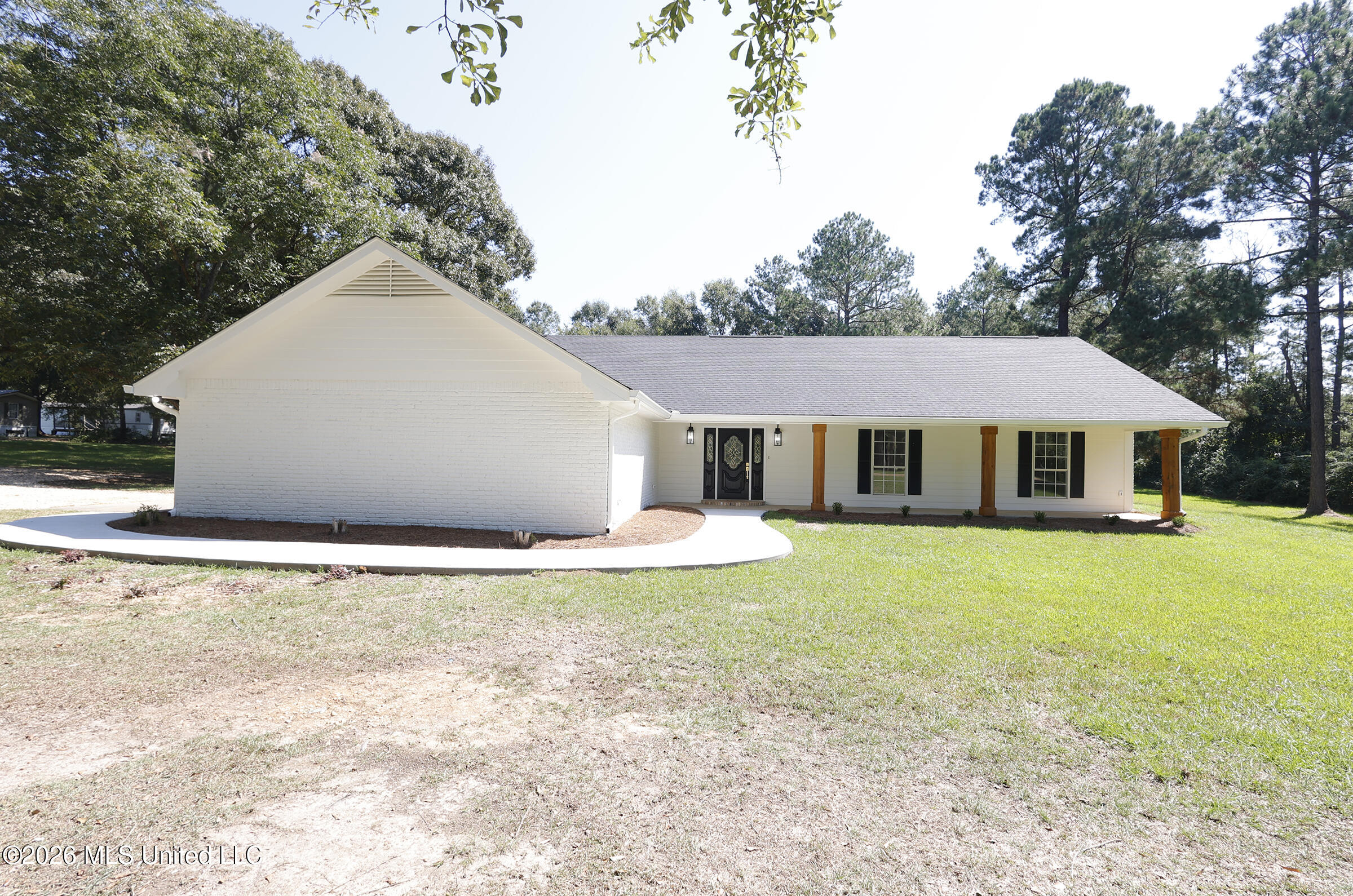 1138 Weaver Road — photo