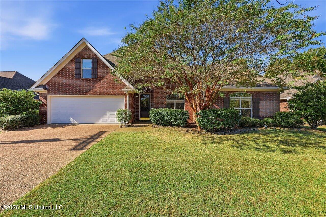 127 Eastside Drive — photo