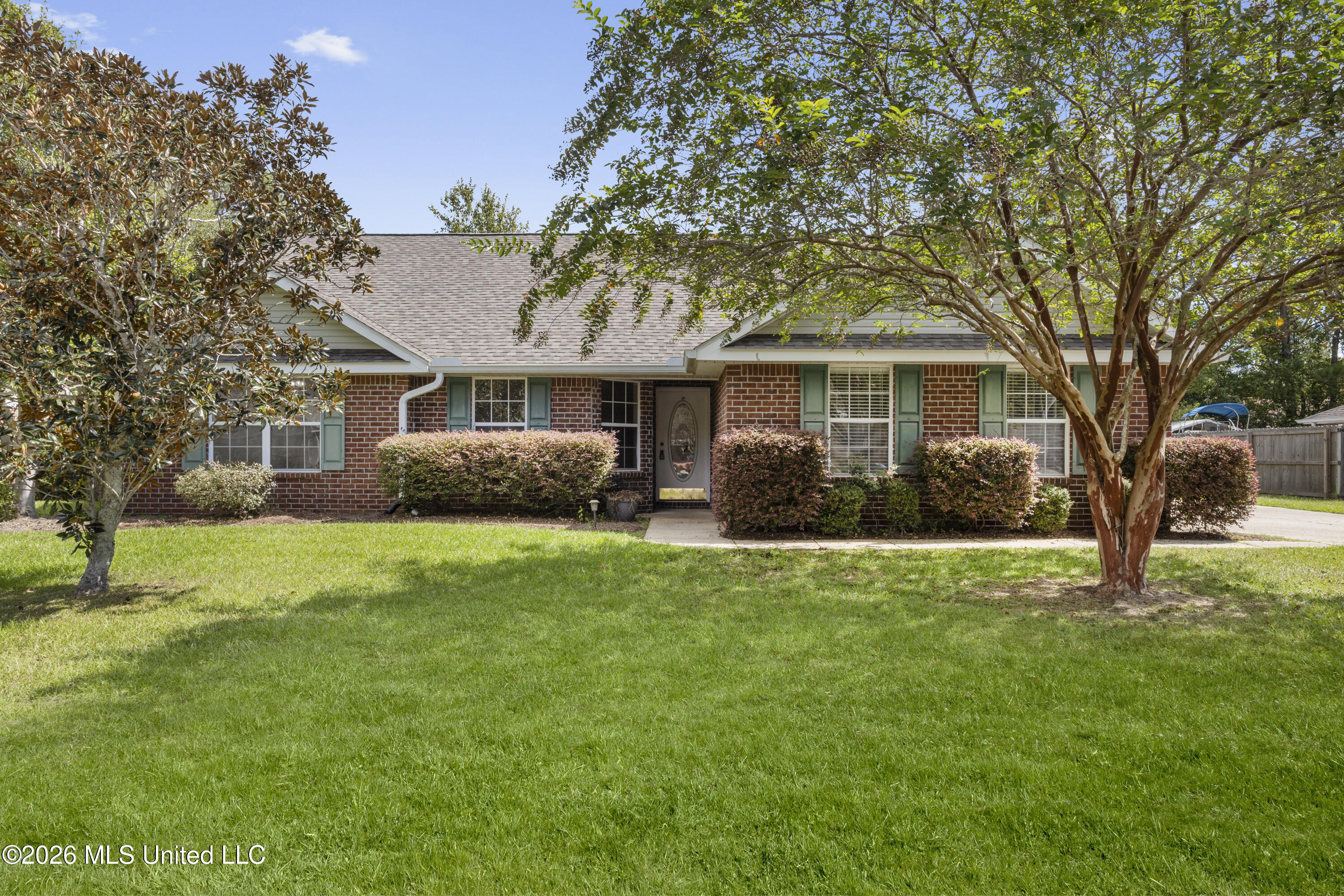 1622 Lori Drive — photo