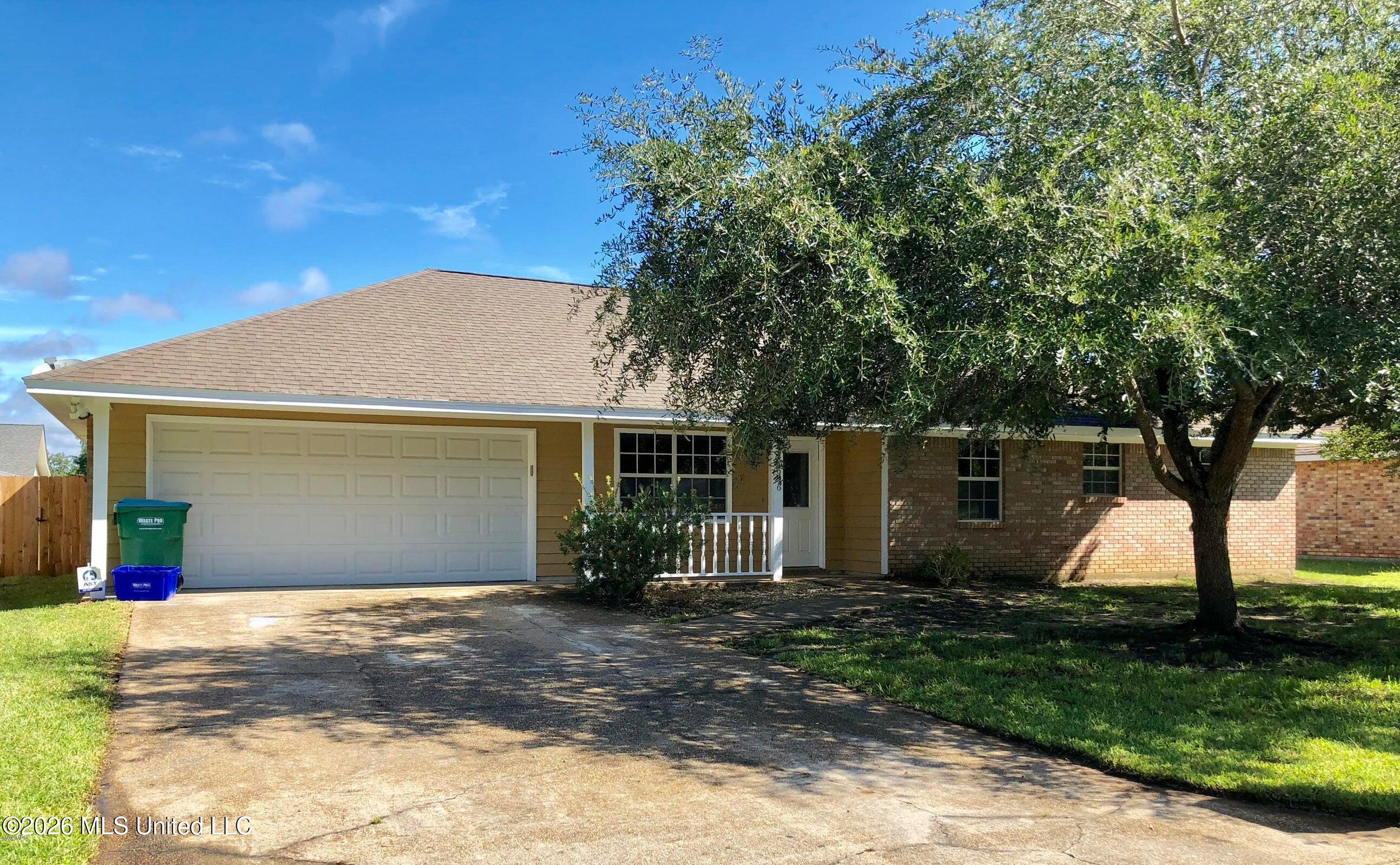 10696 Plummer Circle — photo