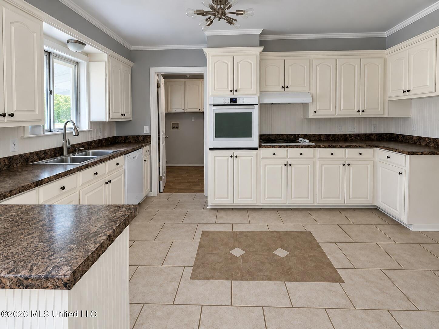 1348 Winterview Drive, Jackson, MS 39211 — photo 3